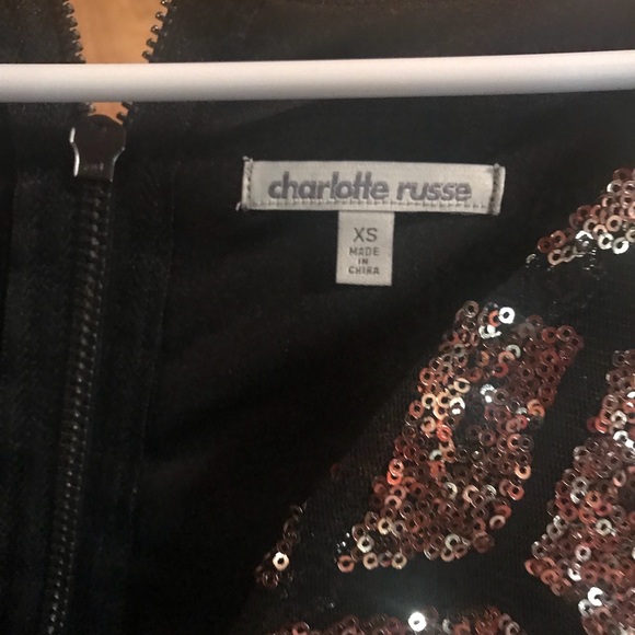 Gold sequin mini dress - Picture 3 of 4